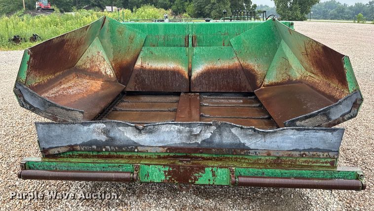 image for item DP6670 1998 Neal HP9500 paver