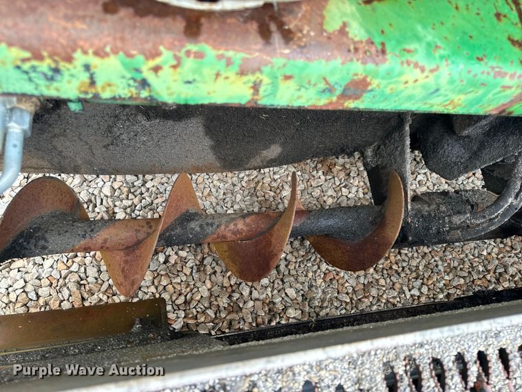 image for item DP6670 1998 Neal HP9500 paver