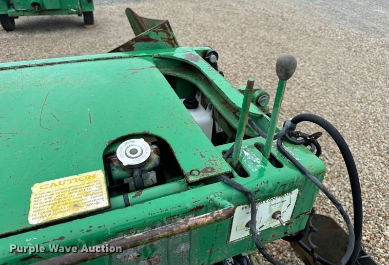 image for item DP6670 1998 Neal HP9500 paver