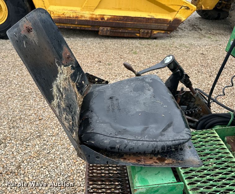 image for item DP6670 1998 Neal HP9500 paver