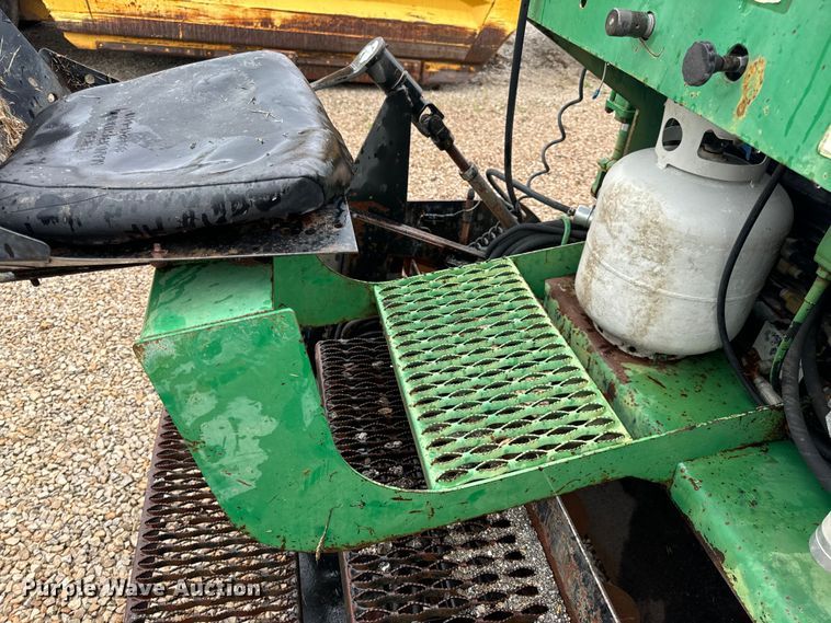 image for item DP6670 1998 Neal HP9500 paver