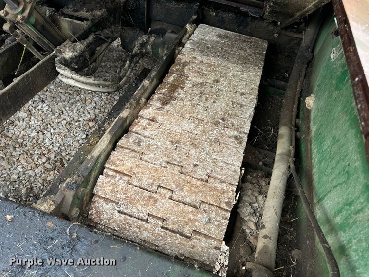 image for item DP6670 1998 Neal HP9500 paver