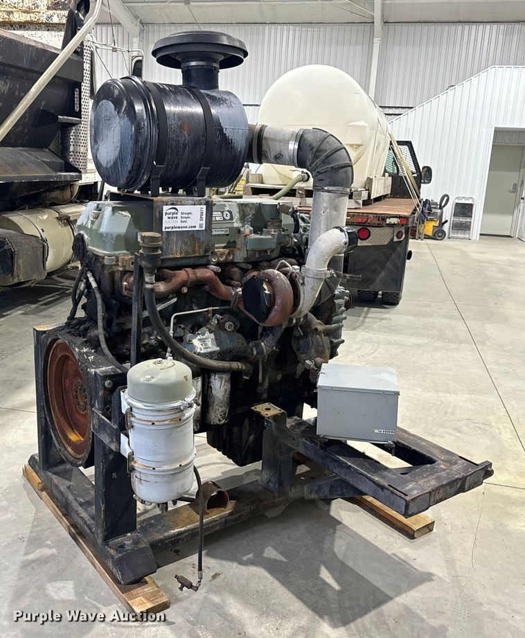 image for item DP6671 1993 Detroit Series 60 engine