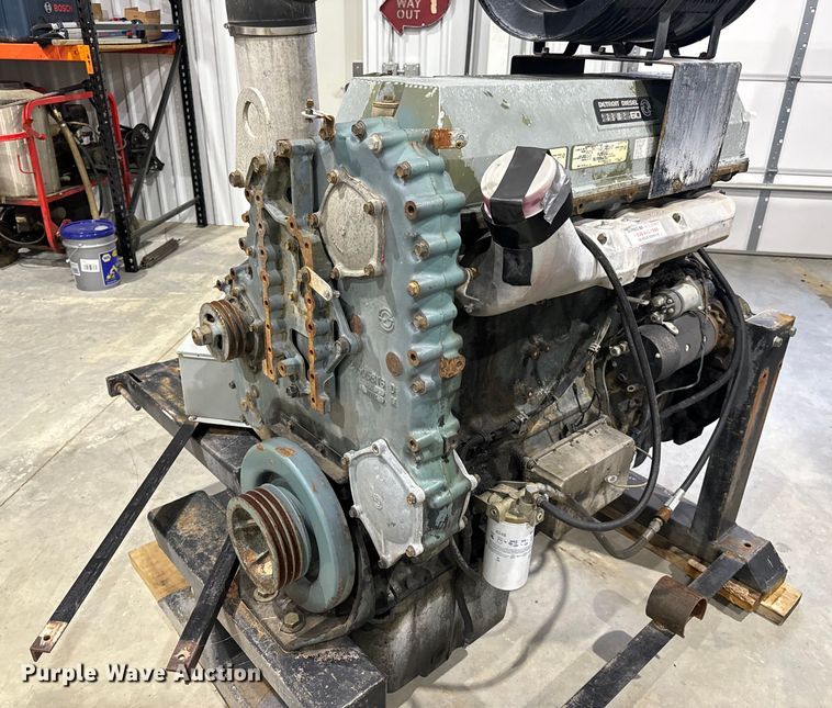 image for item DP6671 1993 Detroit Series 60 engine