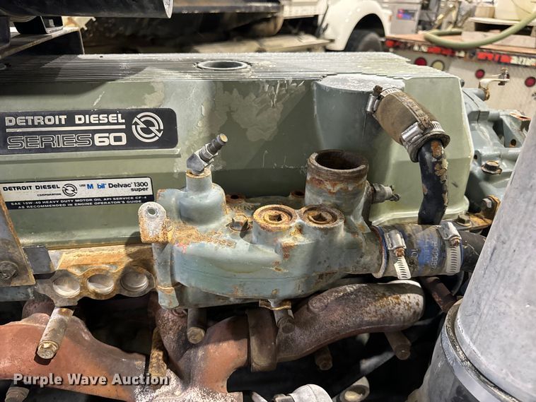 image for item DP6671 1993 Detroit Series 60 engine