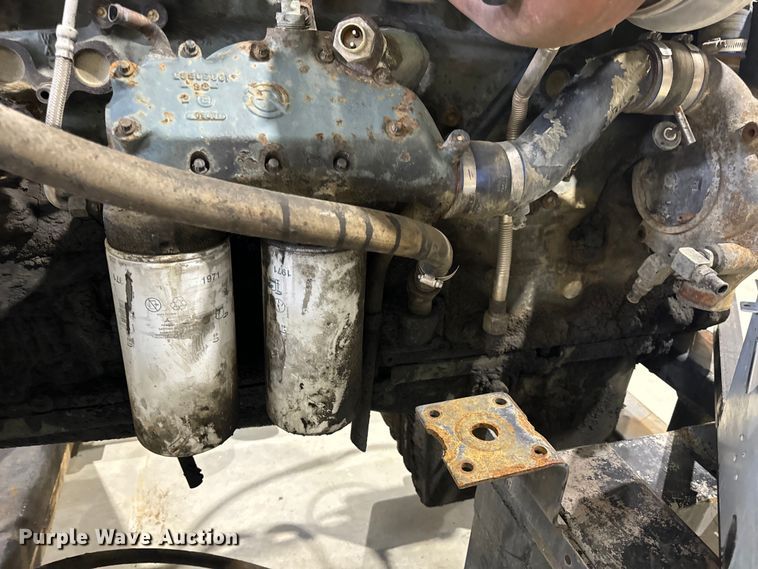 image for item DP6671 1993 Detroit Series 60 engine