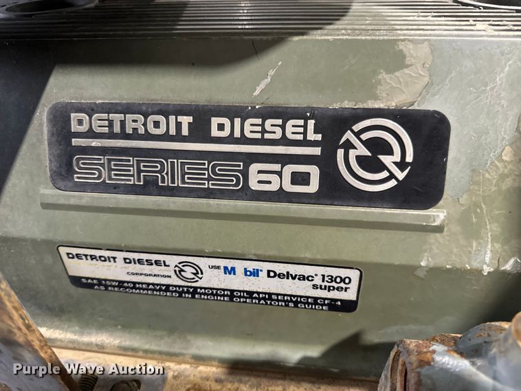 image for item DP6671 1993 Detroit Series 60 engine