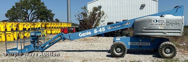 image for item DP6697 2000 Genie S-45 boom lift