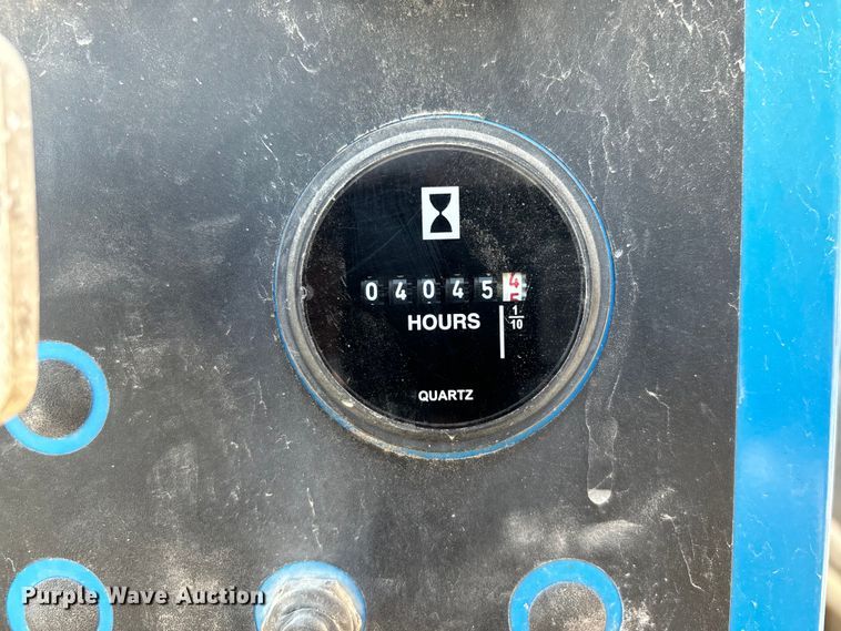 image for item DP6697 2000 Genie S-45 boom lift