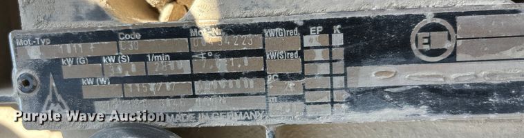 image for item DP6697 2000 Genie S-45 boom lift