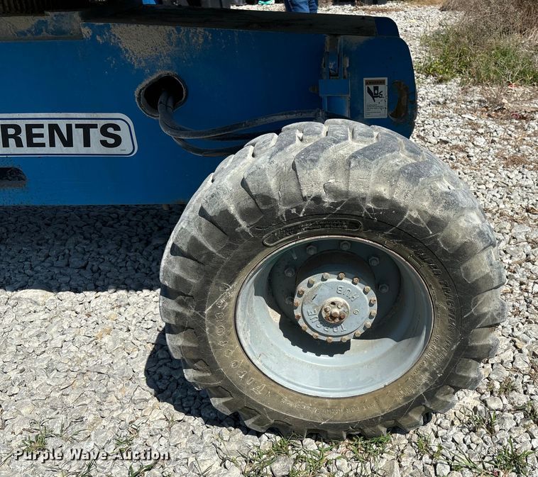 image for item DP6697 2000 Genie S-45 boom lift