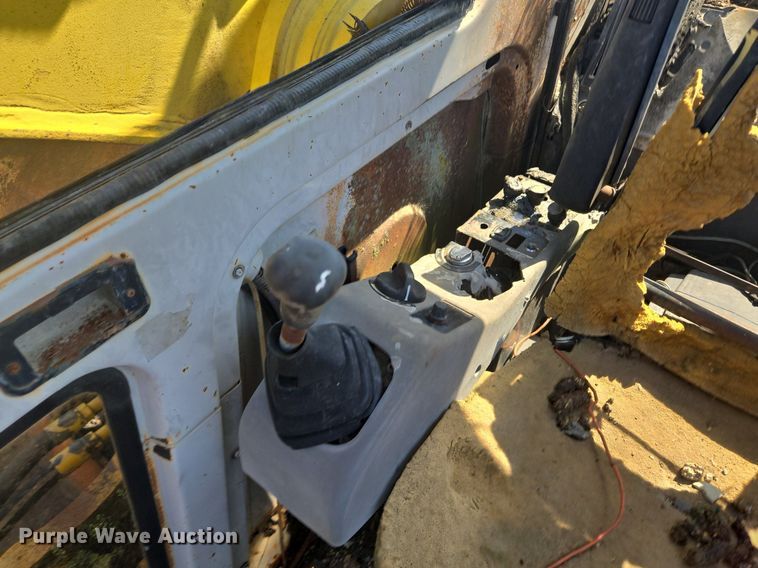 image for item DP6700 1996 Kobelco SK300LC excavator