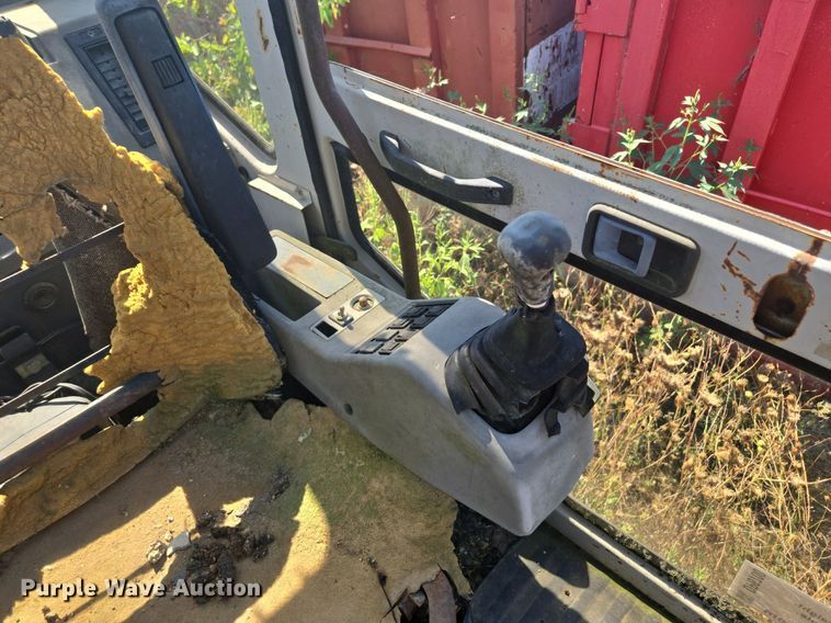 image for item DP6700 1996 Kobelco SK300LC excavator