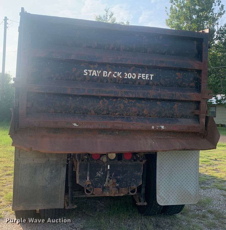 image for item DP8772 2009 Mack CHU613 dump truck