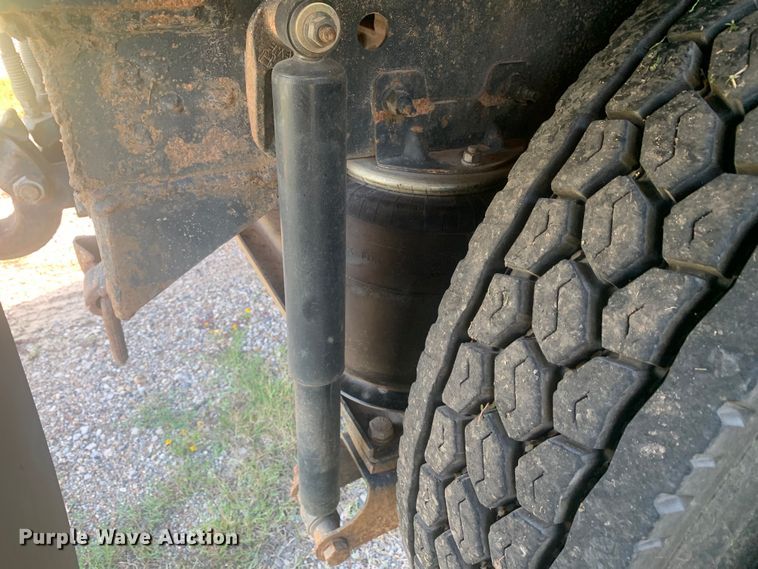 image for item DP8772 2009 Mack CHU613 dump truck