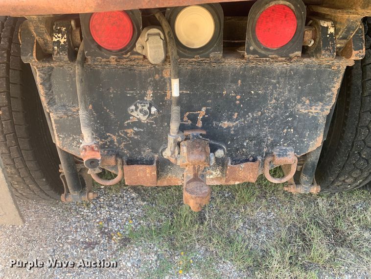 image for item DP8772 2009 Mack CHU613 dump truck