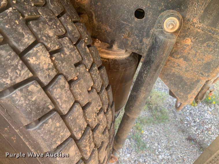 image for item DP8772 2009 Mack CHU613 dump truck