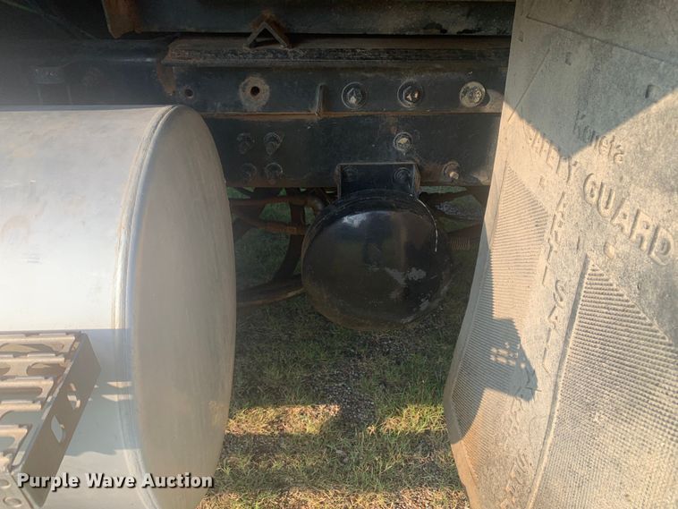 image for item DP8772 2009 Mack CHU613 dump truck