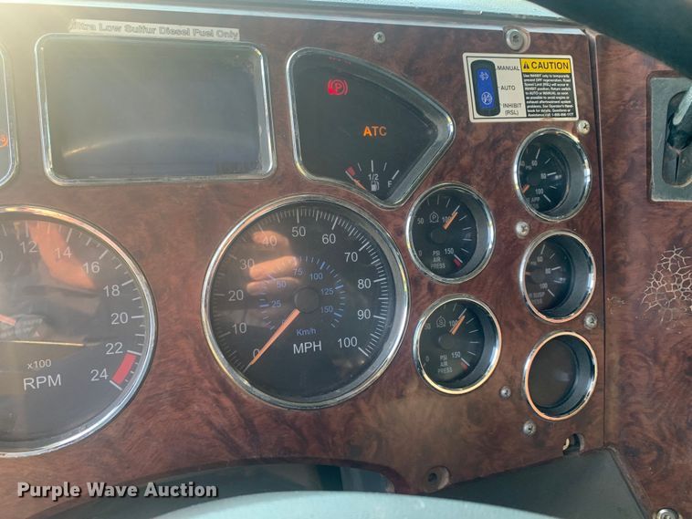 image for item DP8772 2009 Mack CHU613 dump truck