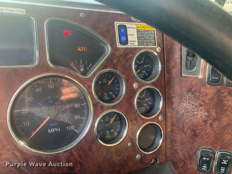 image for item DP8772 2009 Mack CHU613 dump truck