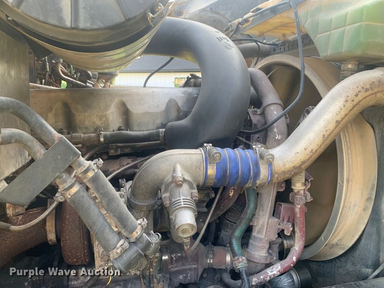 image for item DP8772 2009 Mack CHU613 dump truck