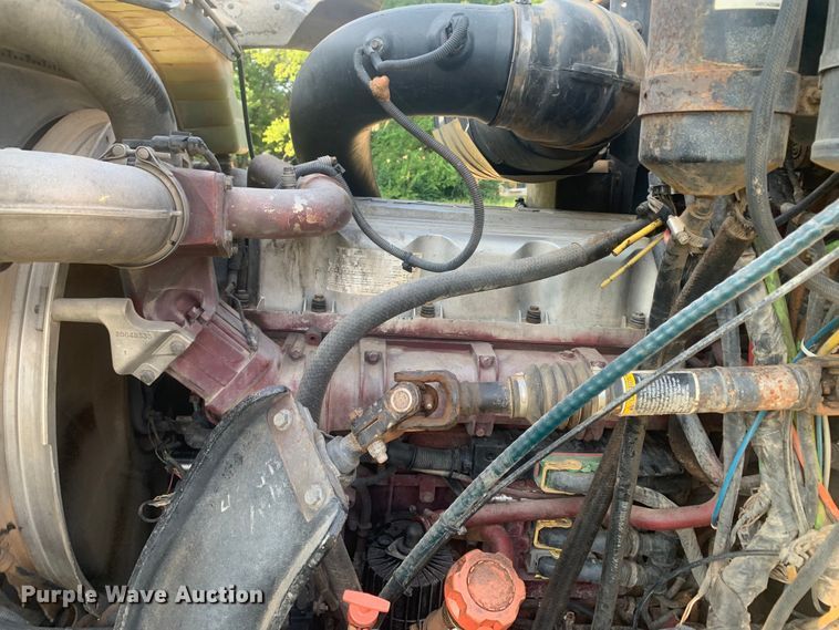 image for item DP8772 2009 Mack CHU613 dump truck