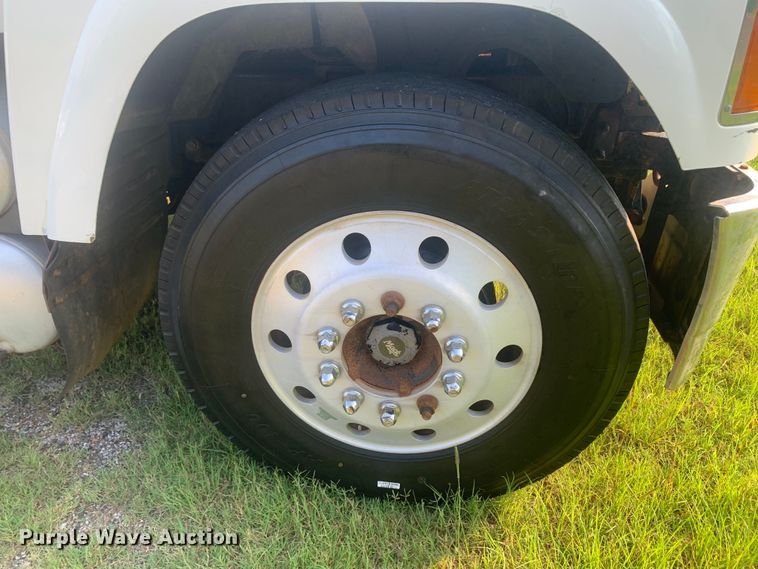 image for item DP8772 2009 Mack CHU613 dump truck