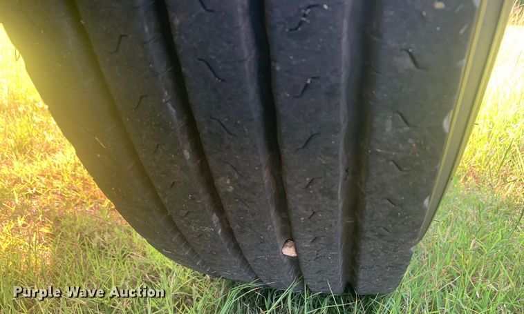 image for item DP8772 2009 Mack CHU613 dump truck