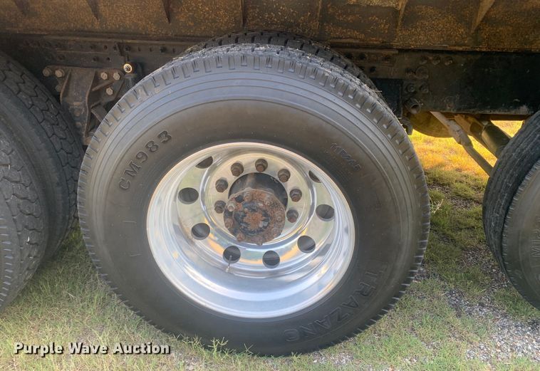 image for item DP8772 2009 Mack CHU613 dump truck