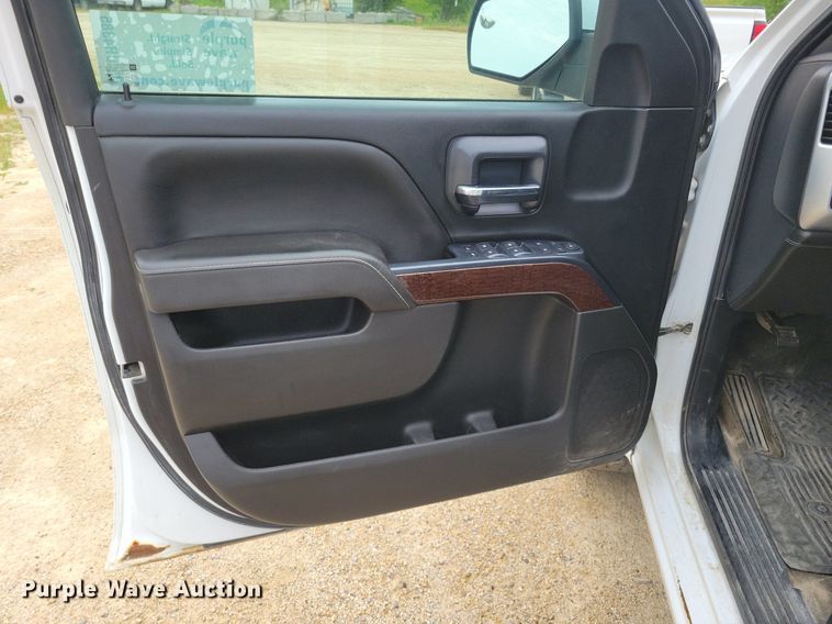 image for item DR4385 2017 GMC Sierra 1500 SL Double Cab pickup truck