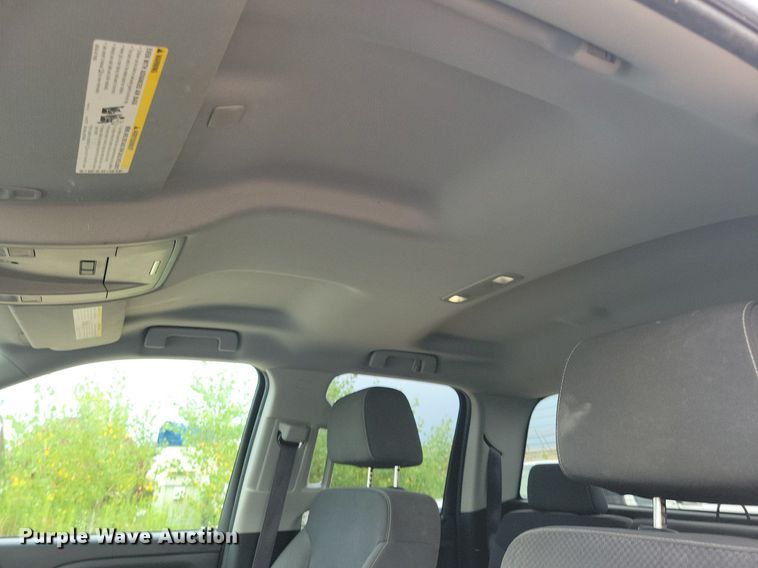 image for item DR4385 2017 GMC Sierra 1500 SL Double Cab pickup truck