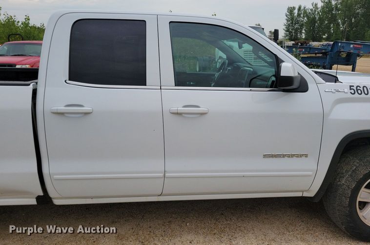 image for item DR4385 2017 GMC Sierra 1500 SL Double Cab pickup truck