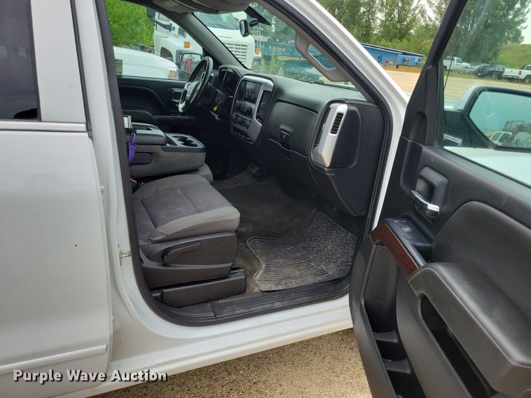 image for item DR4385 2017 GMC Sierra 1500 SL Double Cab pickup truck