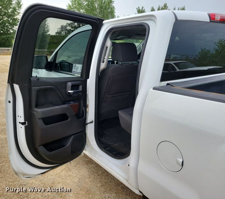 image for item DR4385 2017 GMC Sierra 1500 SL Double Cab pickup truck