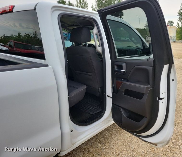 image for item DR4385 2017 GMC Sierra 1500 SL Double Cab pickup truck