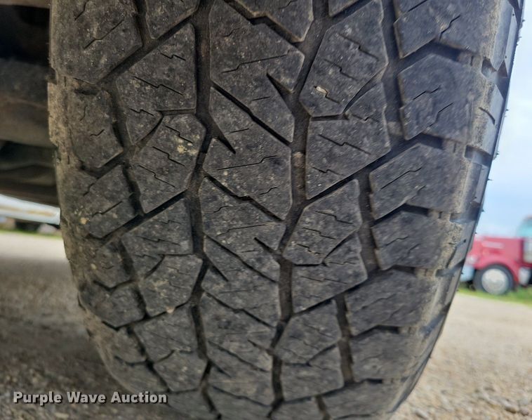 image for item DR4385 2017 GMC Sierra 1500 SL Double Cab pickup truck