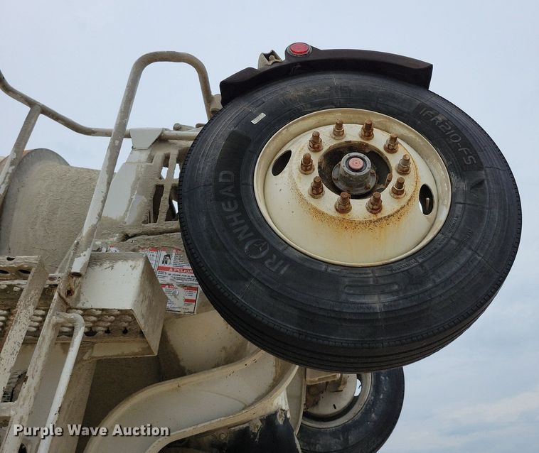 image for item DR4388 2001 Kenworth W900B ready mix truck