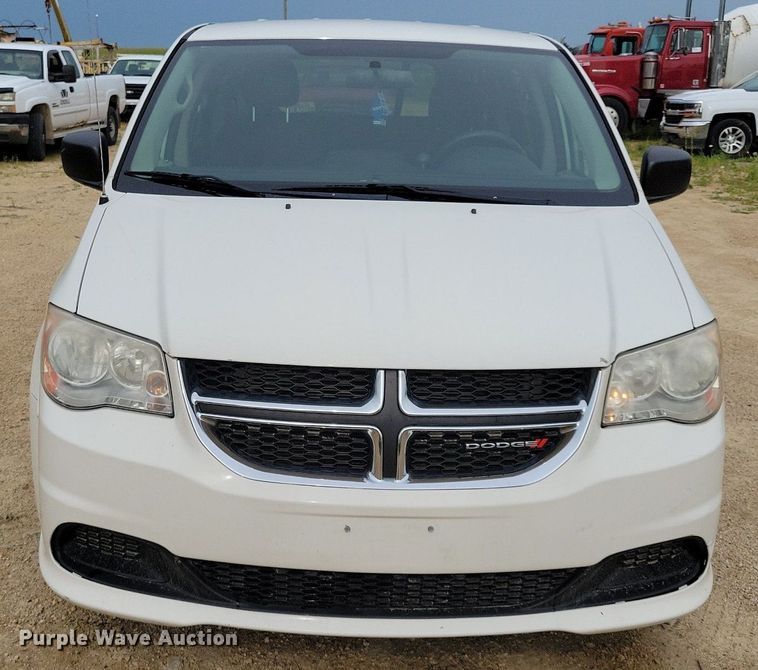 image for item DR4398 2013 Dodge Grand Caravan van