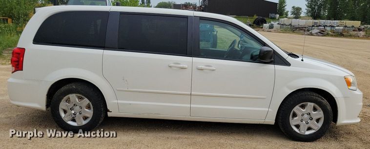 image for item DR4398 2013 Dodge Grand Caravan van