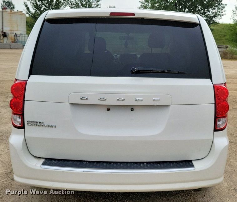 image for item DR4398 2013 Dodge Grand Caravan van