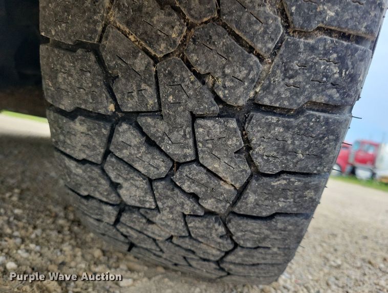 image for item DR4398 2013 Dodge Grand Caravan van