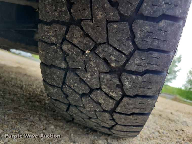 image for item DR4398 2013 Dodge Grand Caravan van