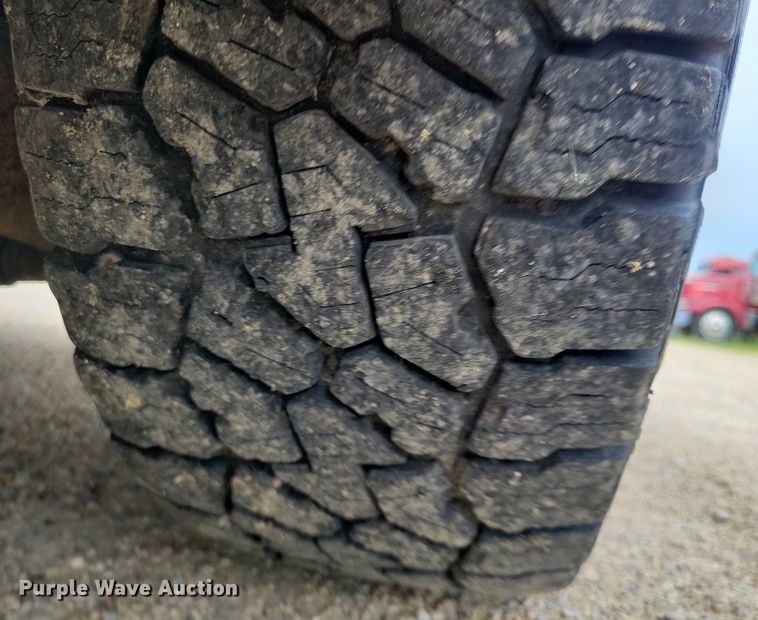 image for item DR4398 2013 Dodge Grand Caravan van