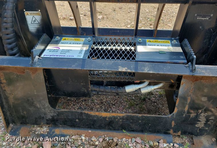 image for item DR4428 Quick Attach skid steer grapple bucket