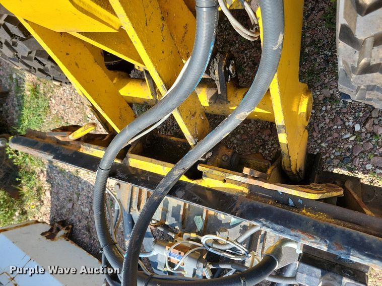 image for item DR4430 1997 NMC Wollard Swinger AG2000 wheel loader