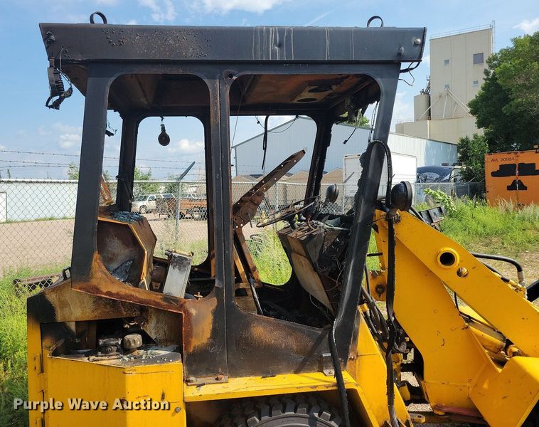 image for item DR4430 1997 NMC Wollard Swinger AG2000 wheel loader