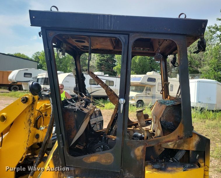 image for item DR4430 1997 NMC Wollard Swinger AG2000 wheel loader