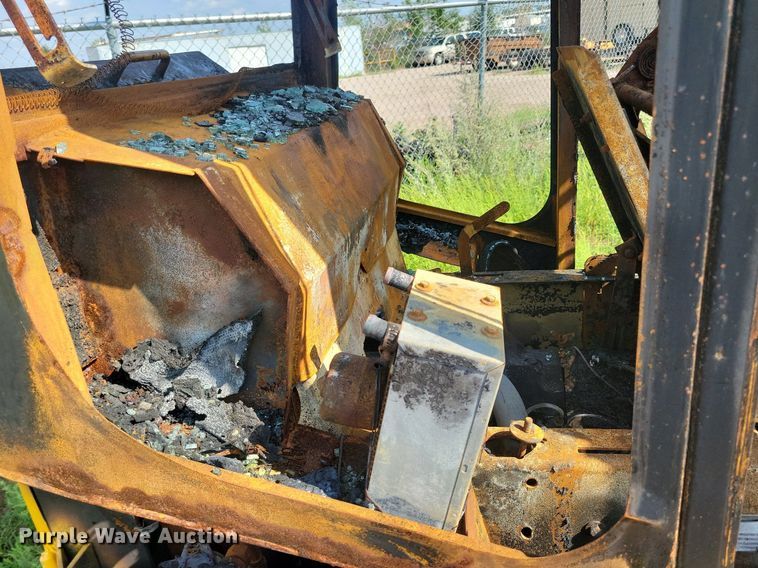 image for item DR4430 1997 NMC Wollard Swinger AG2000 wheel loader