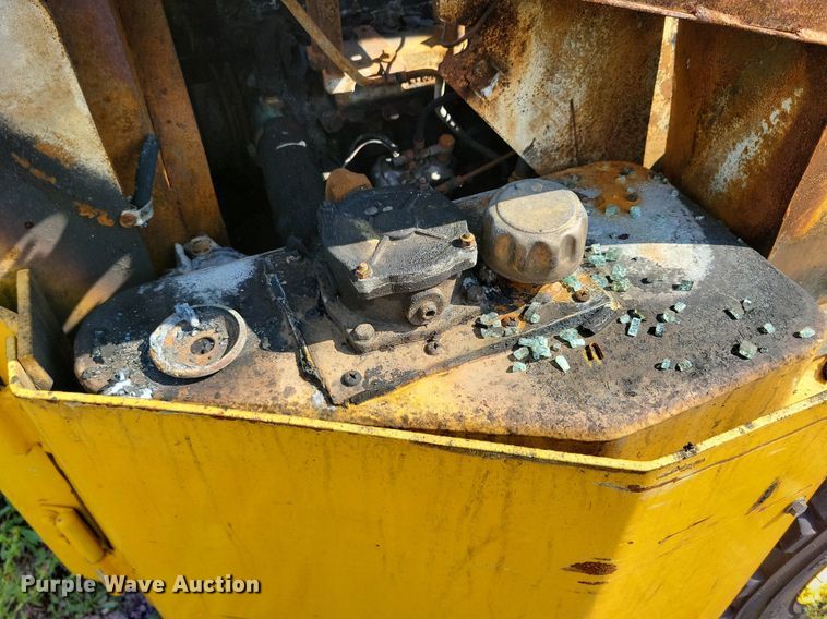 image for item DR4430 1997 NMC Wollard Swinger AG2000 wheel loader