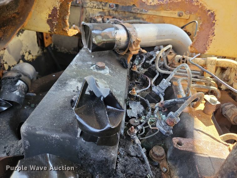 image for item DR4430 1997 NMC Wollard Swinger AG2000 wheel loader